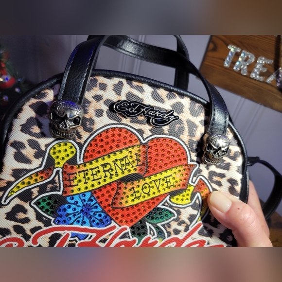 Ed Hardy Heart Skull Weekender Bag with Leopard Print - Picture 3 of 15